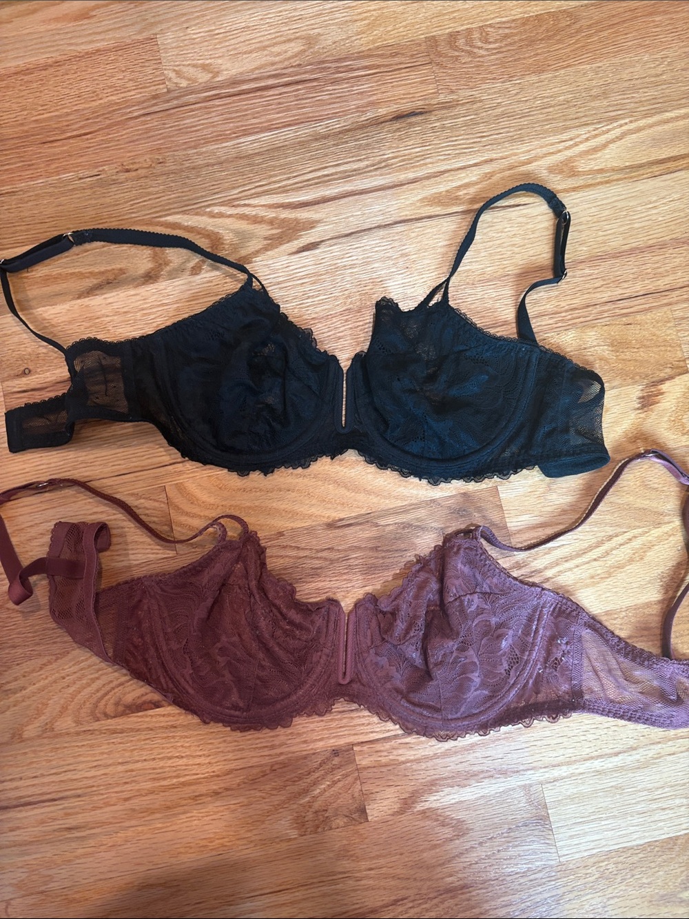 Lace Underwire Bra - Black and Plum